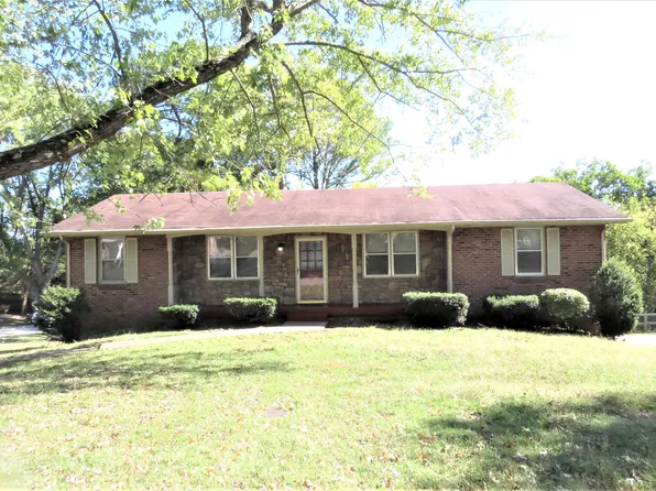 517 Saint Paul Dr, Hermitage, TN 37076