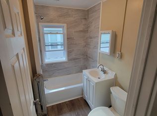 1196 Grattan St, Chicopee, MA 01013