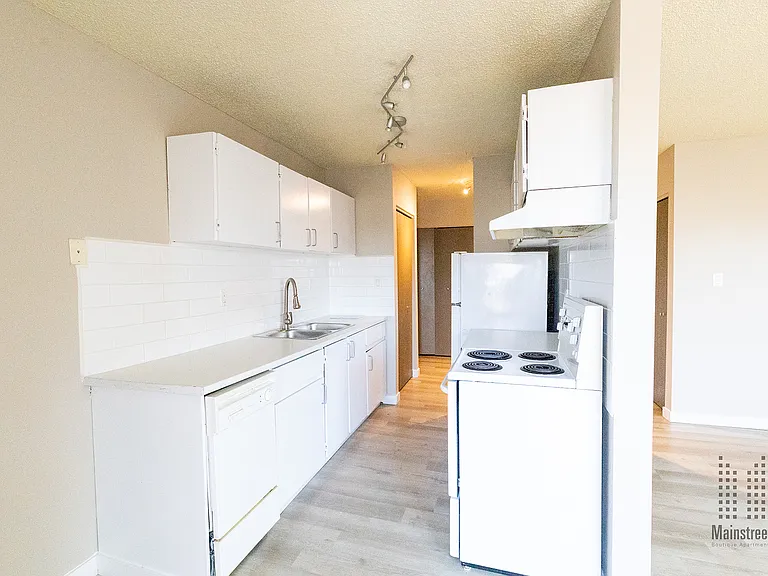832 4a St NE — Photo 15