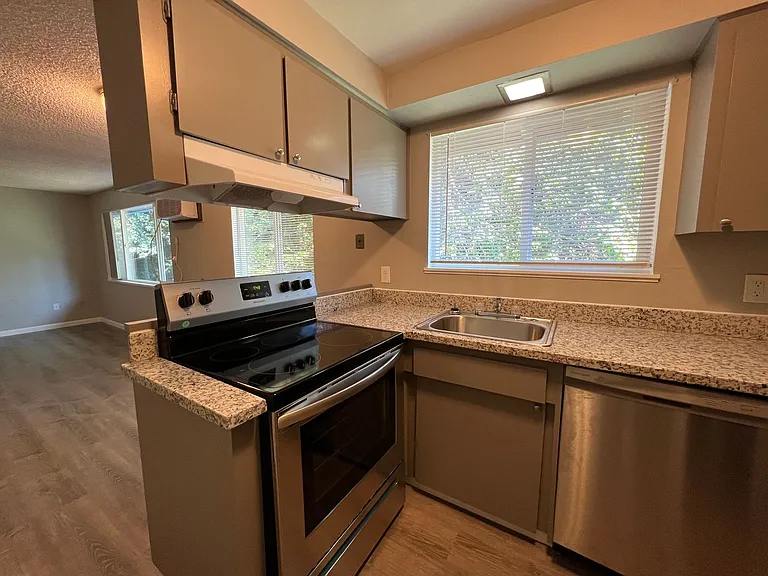 Anchor Apartments — Photo 32
