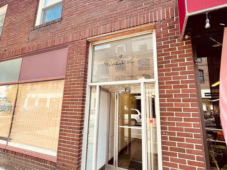 16-18 Wallace St — Photo 7