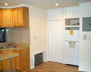 Rented by City Connections Realty