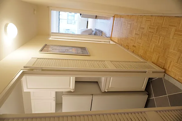 Rented by Manhattan Apartment Organization | media 15