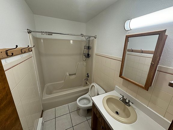 3rd image of 1528 Palmer Dr #A
