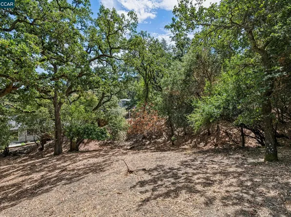 Ridge Rd, Lafayette, CA 94549