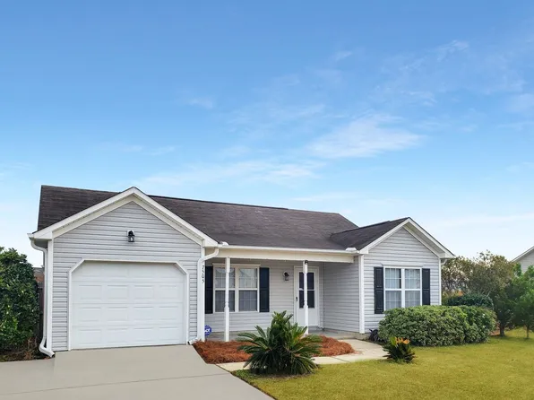 7505 Brittany Lakes Dr, Wilmington, NC 28411