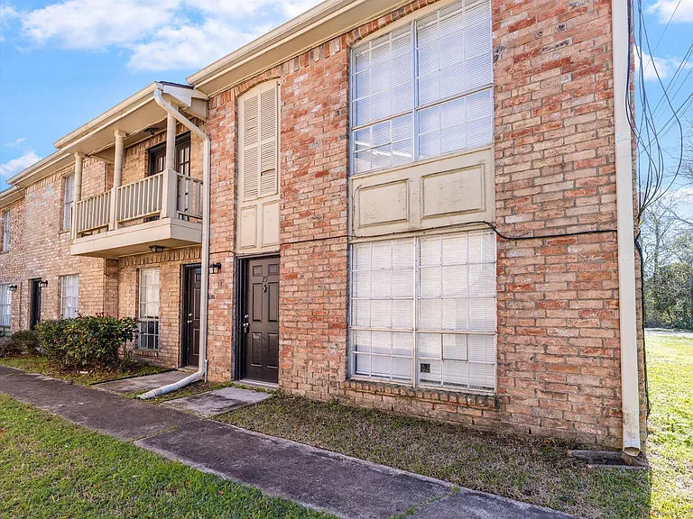 Serenity Townhomes — Photo 4