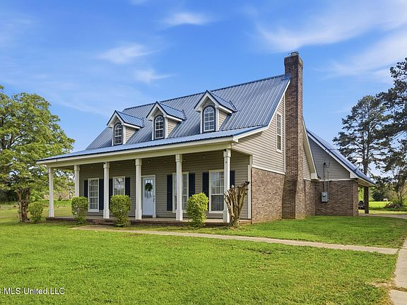 2nd image of 3019 Volley Campbell Rd