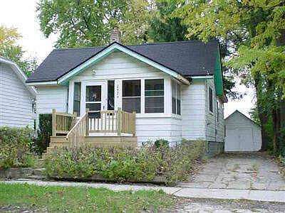 1st image of 2424 Torrance Ave