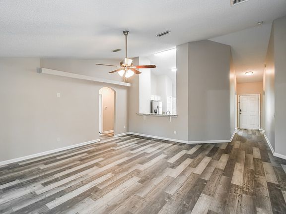 5th image of 1223 Summer Springs Dr