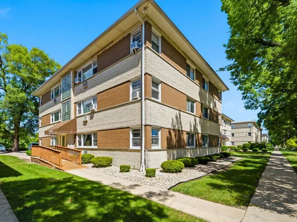320 Beach Ave APT 3C, La Grange Park, IL 60526