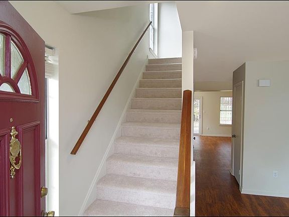 4th image of 113 Heather Way