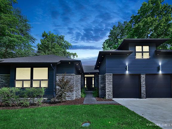 2nd image of 7909 Lakewood Dr