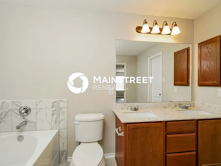 Main Bathroom