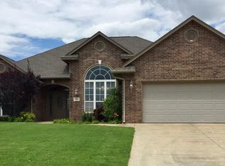 4814 Oakcrest Ave, Enid, OK 73703