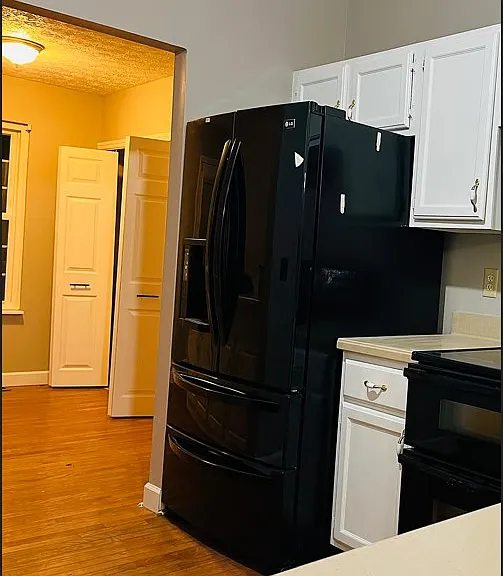 2351 Fernwood Ave — Photo 12
