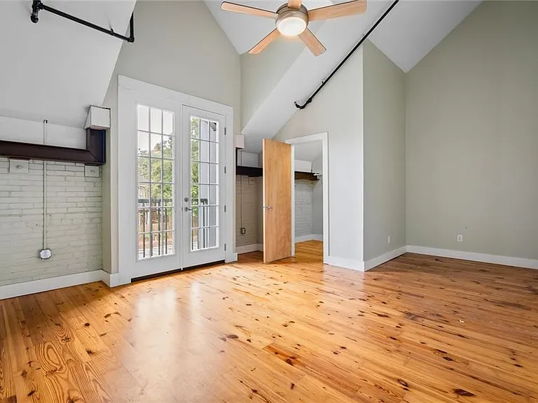412 Dauphin St #THB — Photo 9