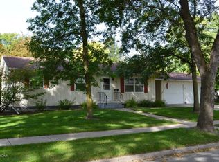 1502 7th St SW, Willmar, MN 56201