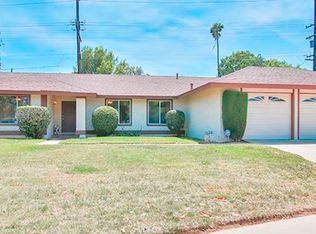 260 Fallbrook Ct, Redlands, CA 92373