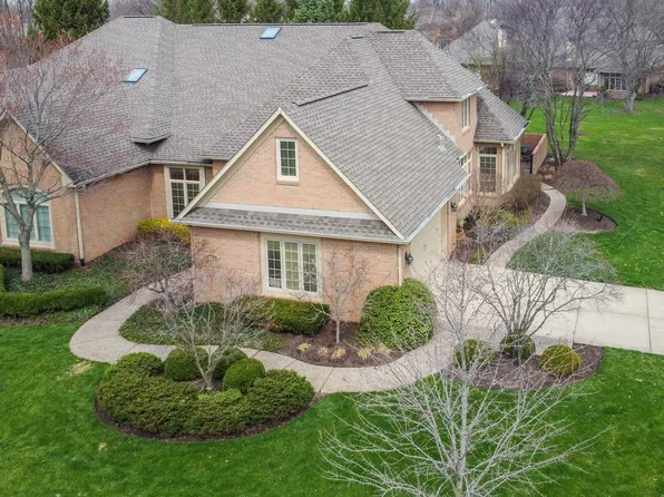 1700 Pathway Dr S, Greenwood, IN 46143