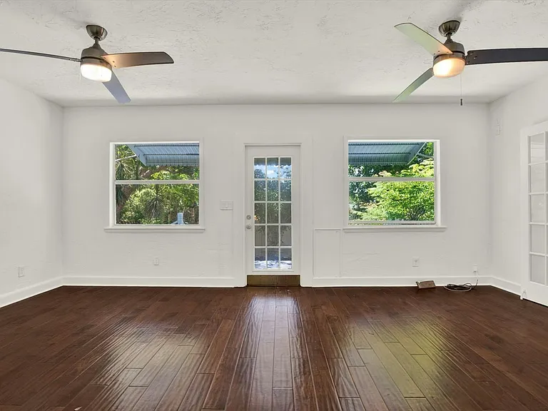 1614 N Osceola Ave — Photo 9
