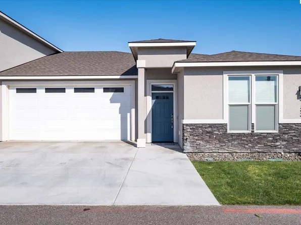3123 Carefree Loop, West Richland, WA 99353