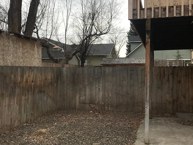 2319 W Compass Dr — Photo 10