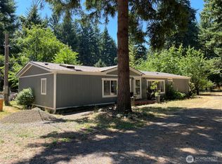 13045 Vail Cut Off Rd SE, Rainier, WA 98576