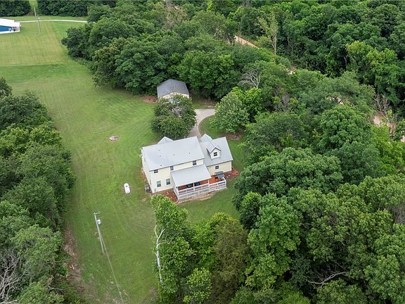 3rd image of 21000 Nicodemus Church Rd