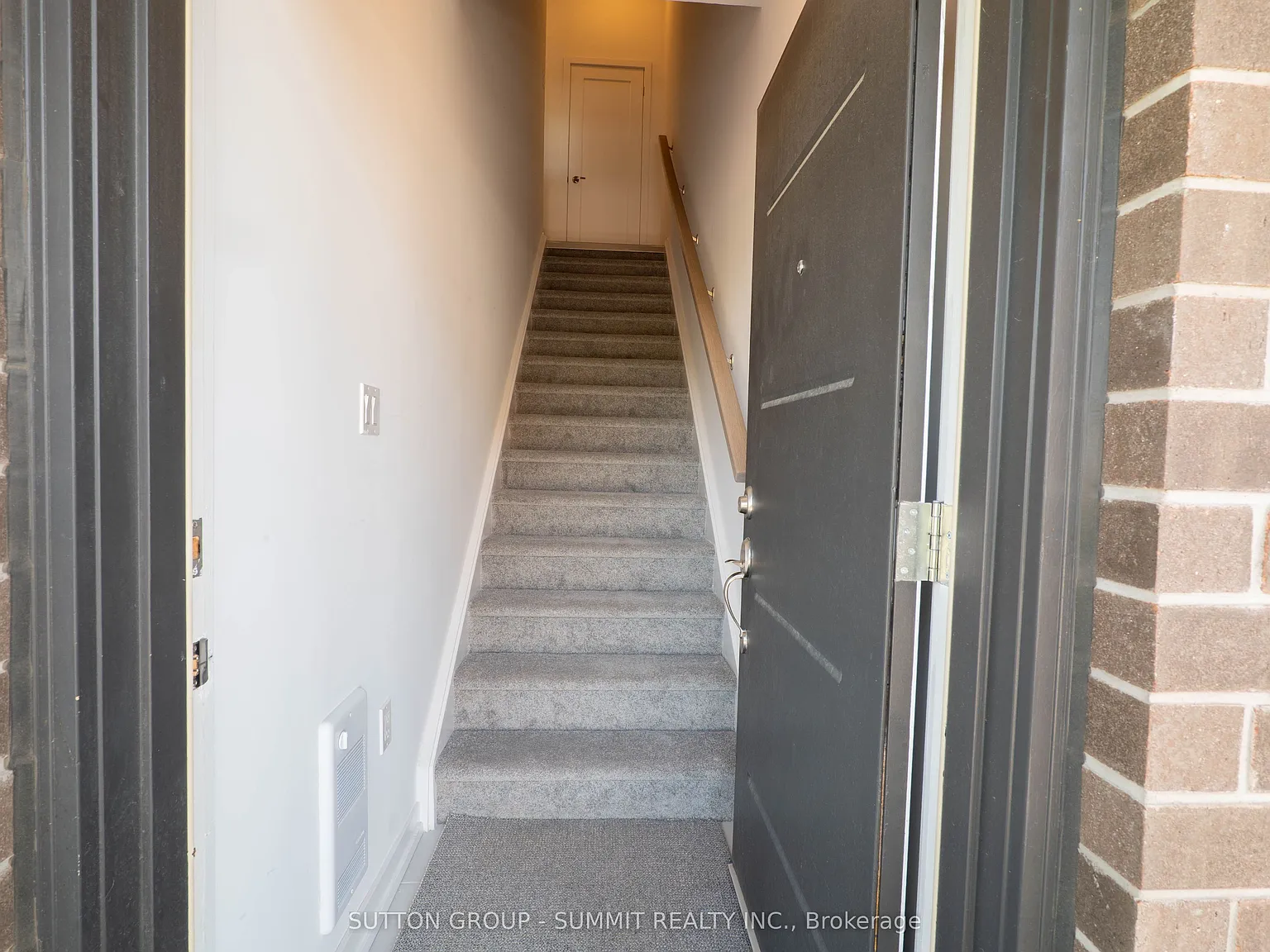 2 bed, $2,300 — Photo 3