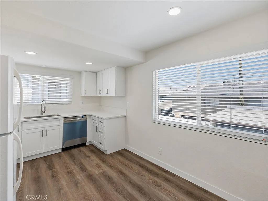 2 bed, 680 sqft, $2,500 — Photo 1