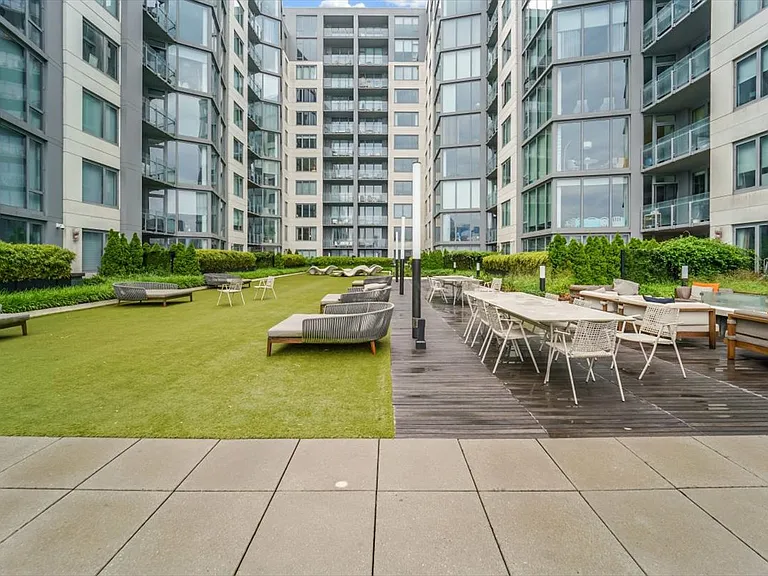 9 Avenue At Port Imperial #1016 — Photo 30