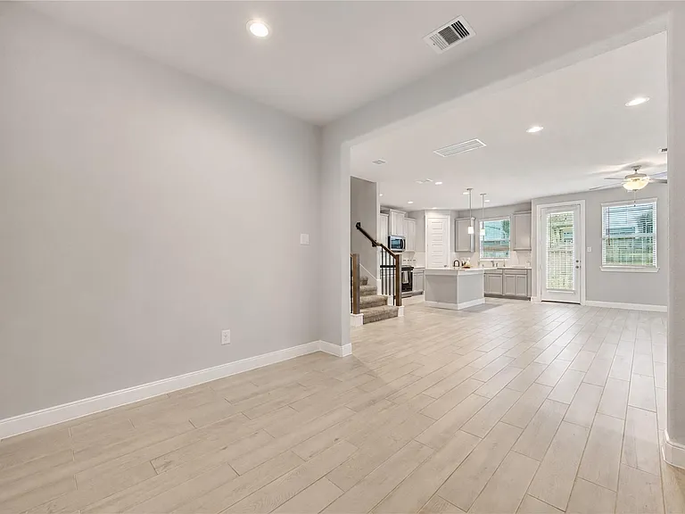 9822 Heritage Run Ln — Photo 6
