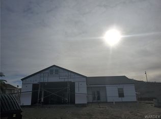 2450 Merrill Ln, Bullhead, AZ 86442