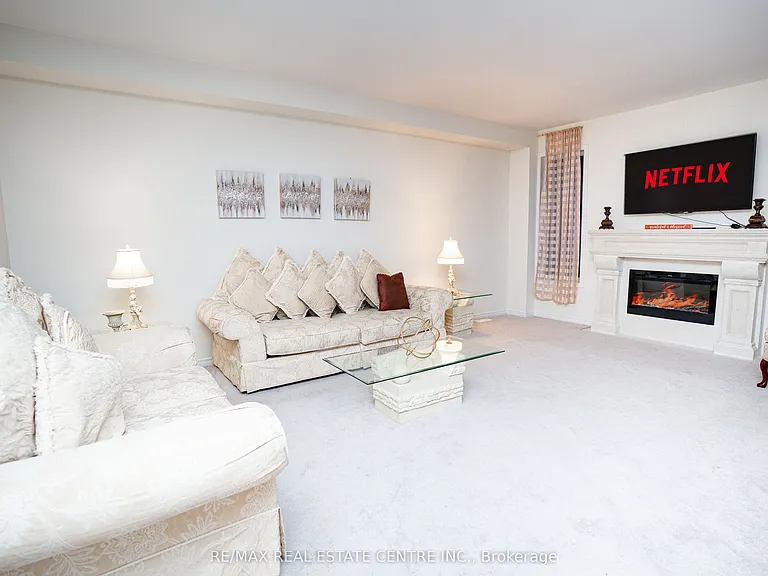 7869 Buckeye Cres — Photo 12
