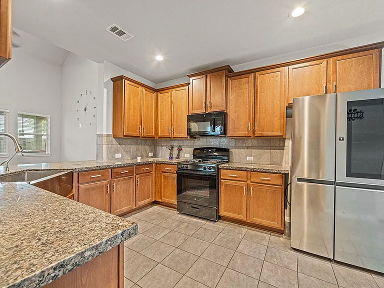 13826 Andover Park Dr — Photo 13