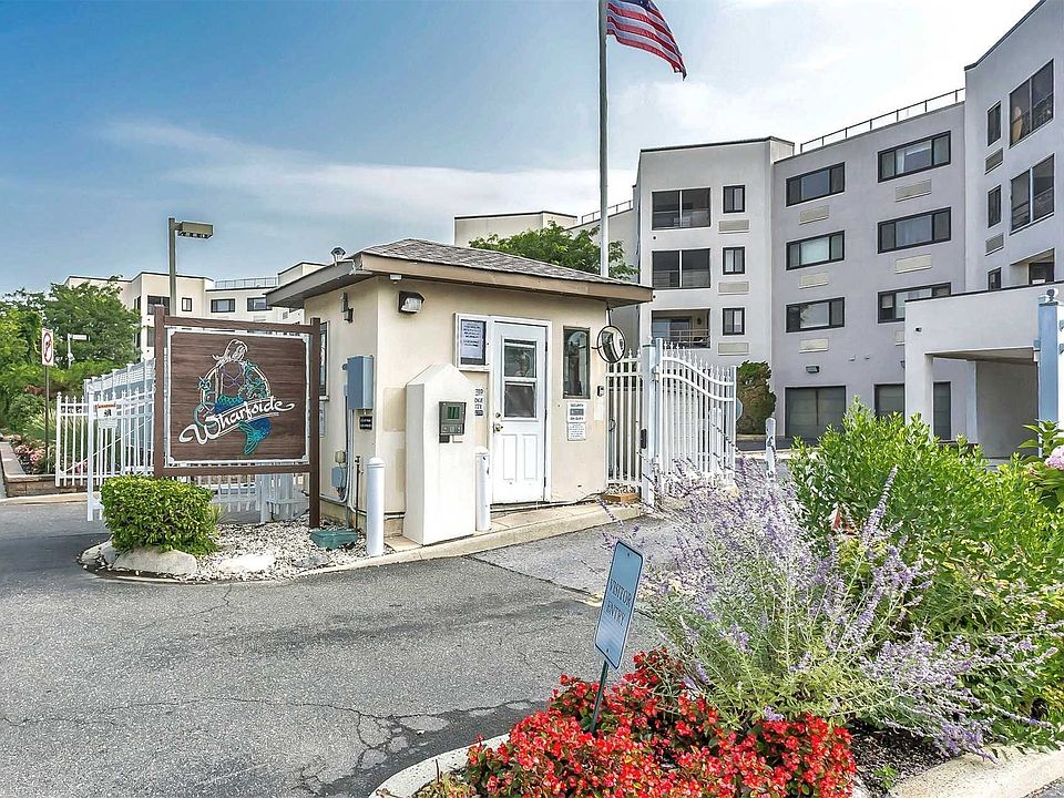 1st image of 725 Miller Ave APT 113