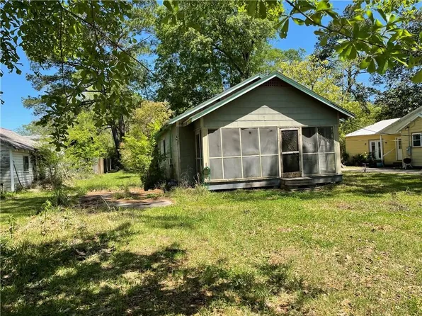 324 S 2nd St, Ponchatoula, LA 70454