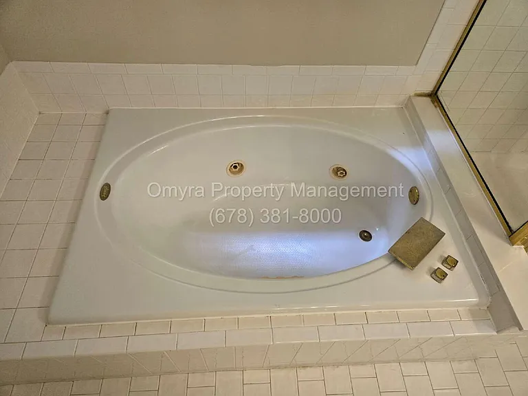 2449 Alston Dr NE — Photo 15