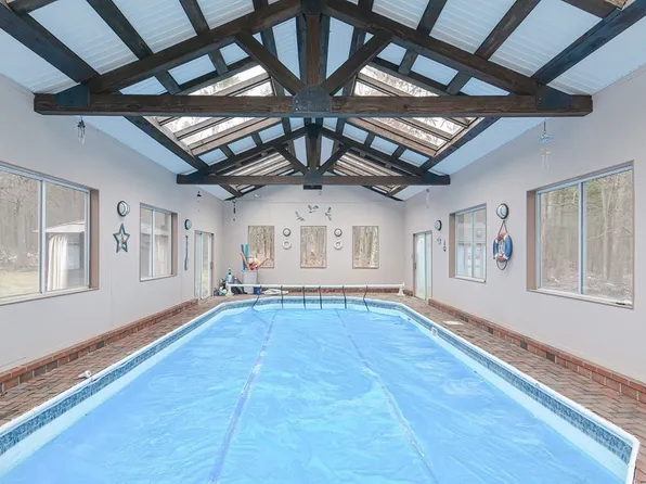 50 Woodside Rd, Spencer, MA 01562