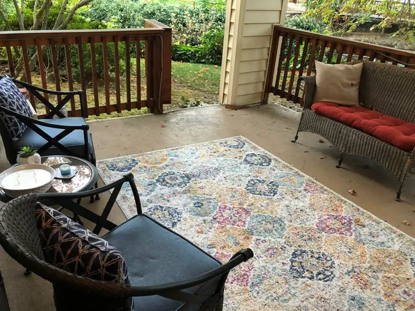 777 Cottage St NE APT A, Salem, OR 97301