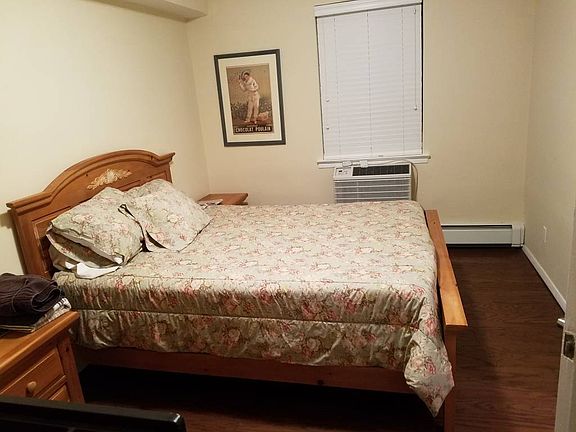 4th image of 5 Schenck Ave APT 1B