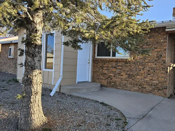 2036 Mark Dr, Las Vegas, NM 87701