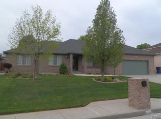 207 Alhambra Dr, Pueblo, CO 81005
