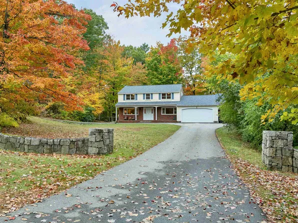 24 Ridgewood Drive, Bow, NH 03304