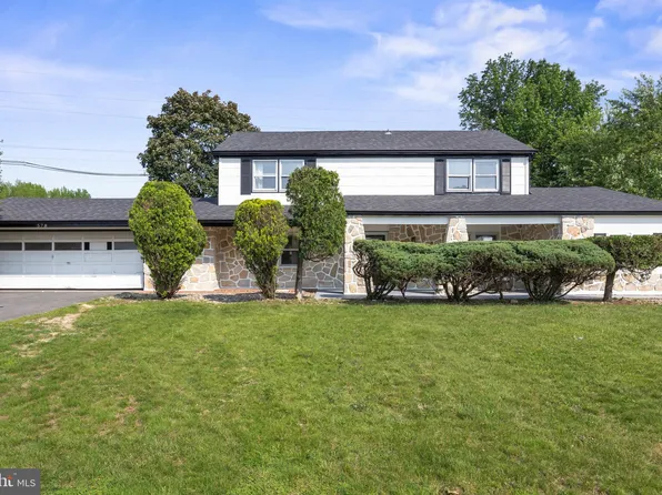 578 Charleston Rd, Willingboro, NJ 08046