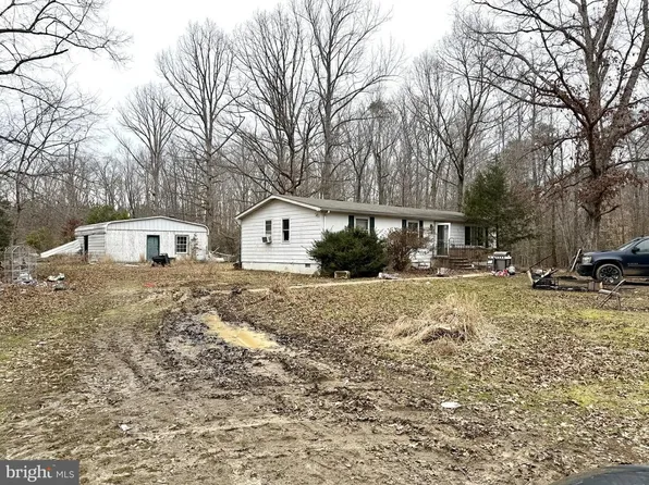 6500 Macedonia Rd, Woodford, VA 22580