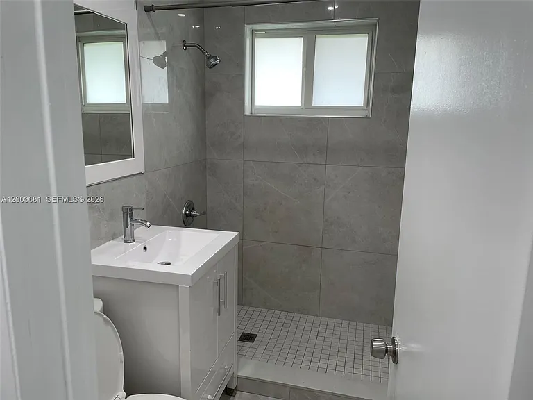 8640 SW 125th Ter — Photo 5