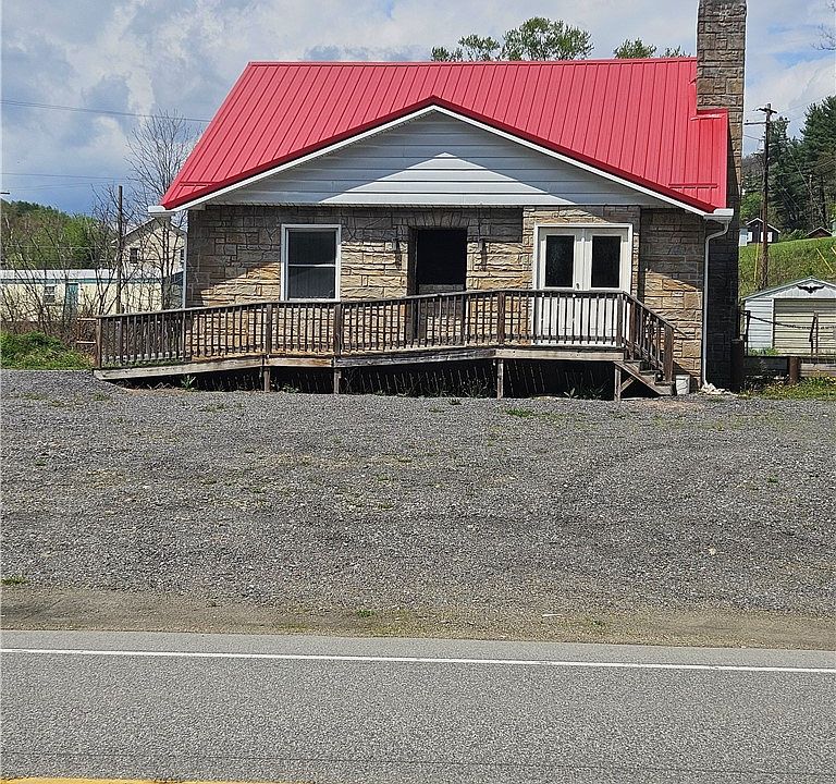 1st image of 17493 Bennetts Valley Hwy