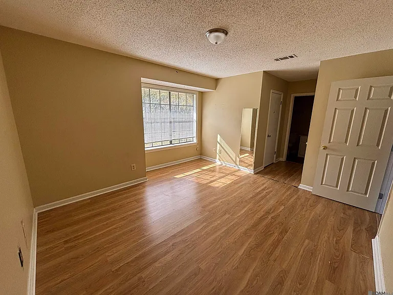 1654 Clear Lake Ave #A — Photo 6